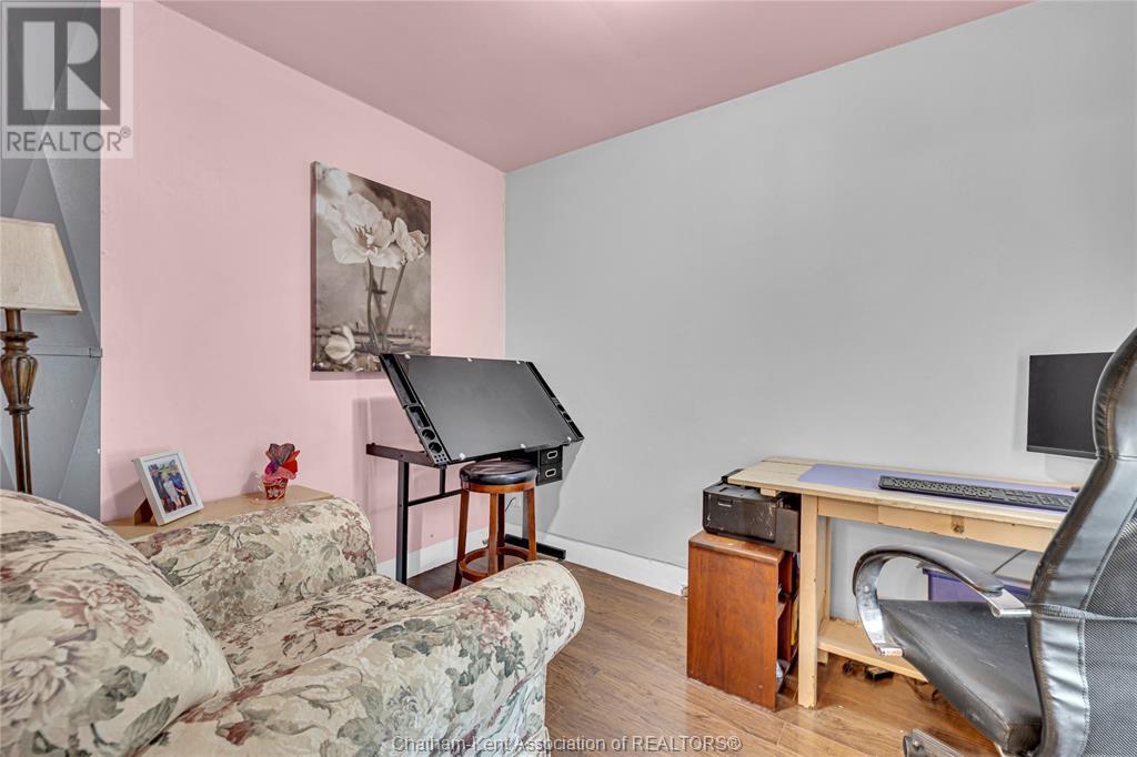 66 Delaware Avenue, Chatham, Ontario  N7L 2W2 - Photo 9 - 25011056