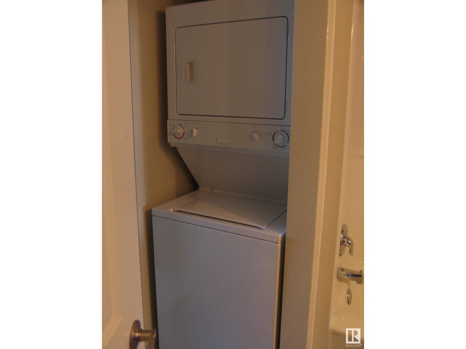 #1502 10180 104 St Nw, Edmonton, Alberta  T5J 1A7 - Photo 9 - E4438657