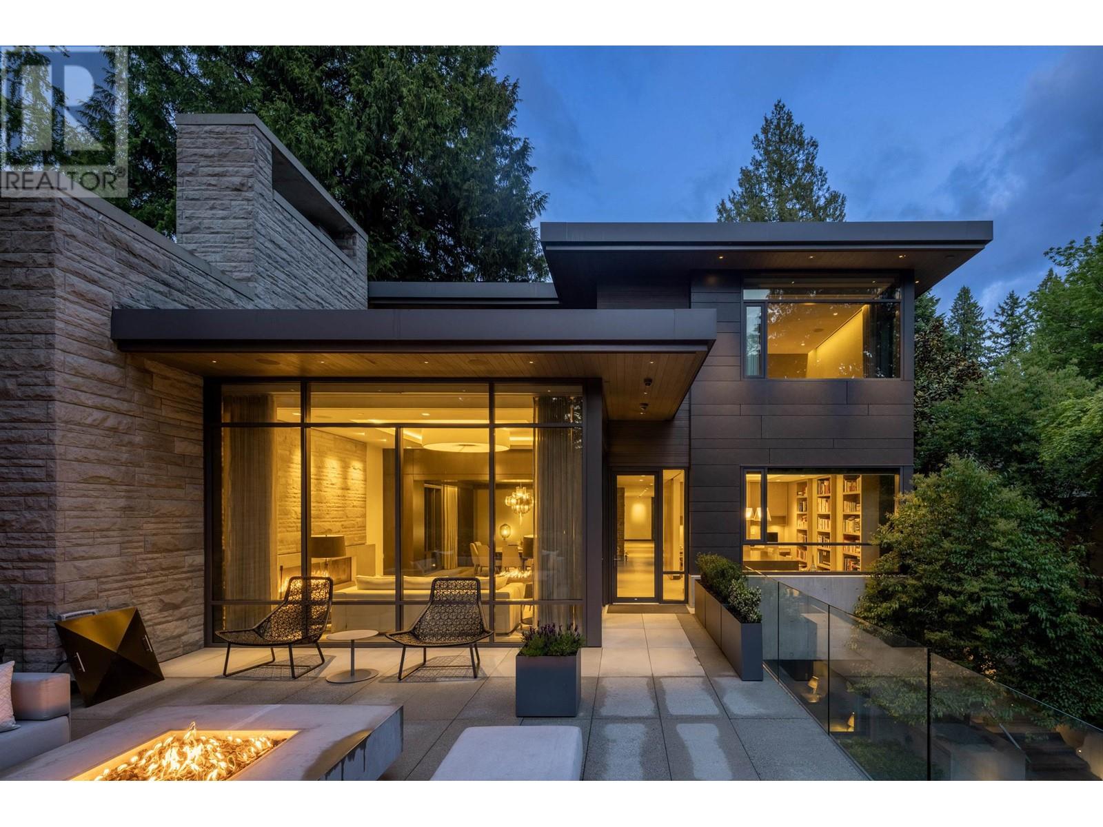 6330 Macdonald Street, Vancouver, British Columbia  V6N 1E6 - Photo 3 - R3007355