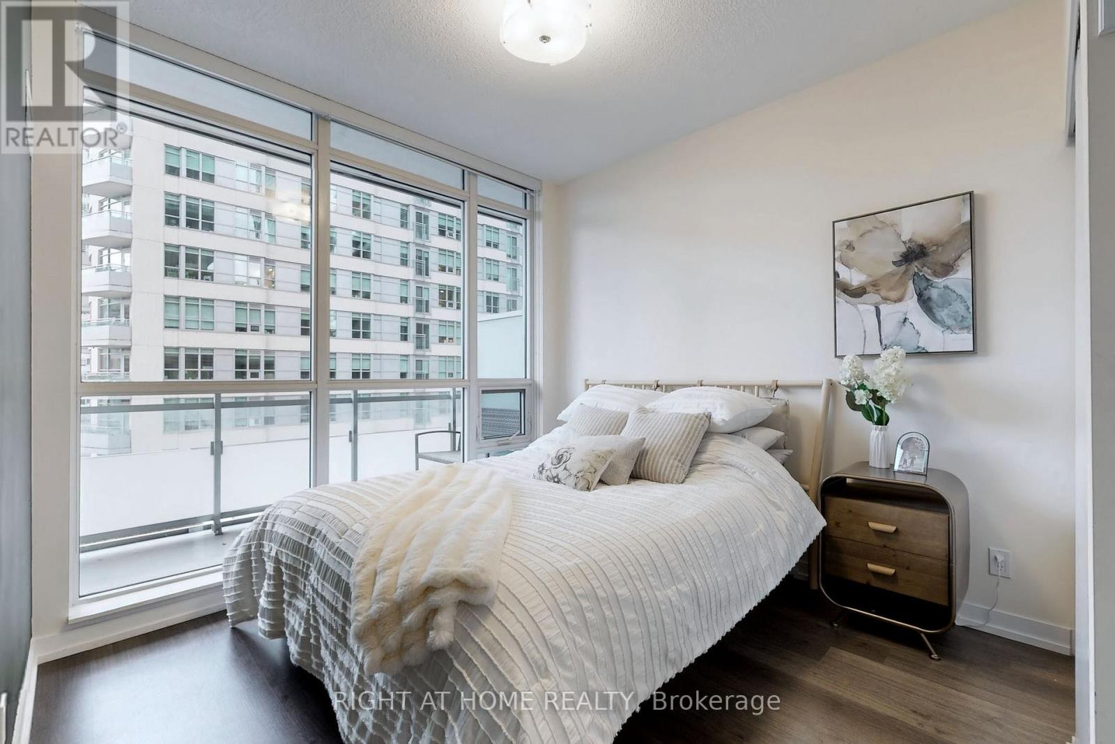 622 - 98 Lillian Street, Toronto, Ontario  M4S 0A5 - Photo 13 - C12174836