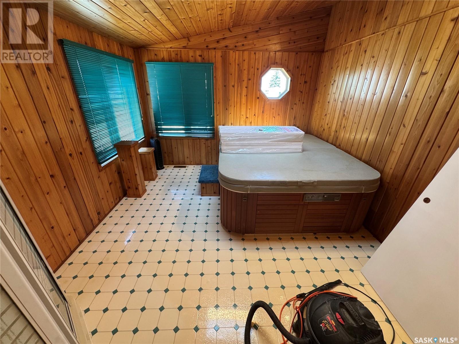 317 3rd Avenue W, Nokomis, Saskatchewan  S0G 3R0 - Photo 12 - SK007142