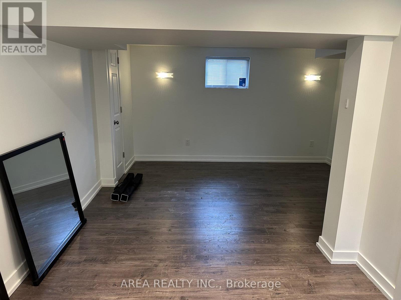 Ll - 821 The Queensway, Toronto, Ontario  M8Z 1N6 - Photo 11 - W12174828