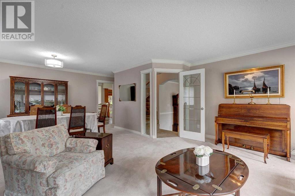 Property at 11003 Willowfern Drive SE image 4