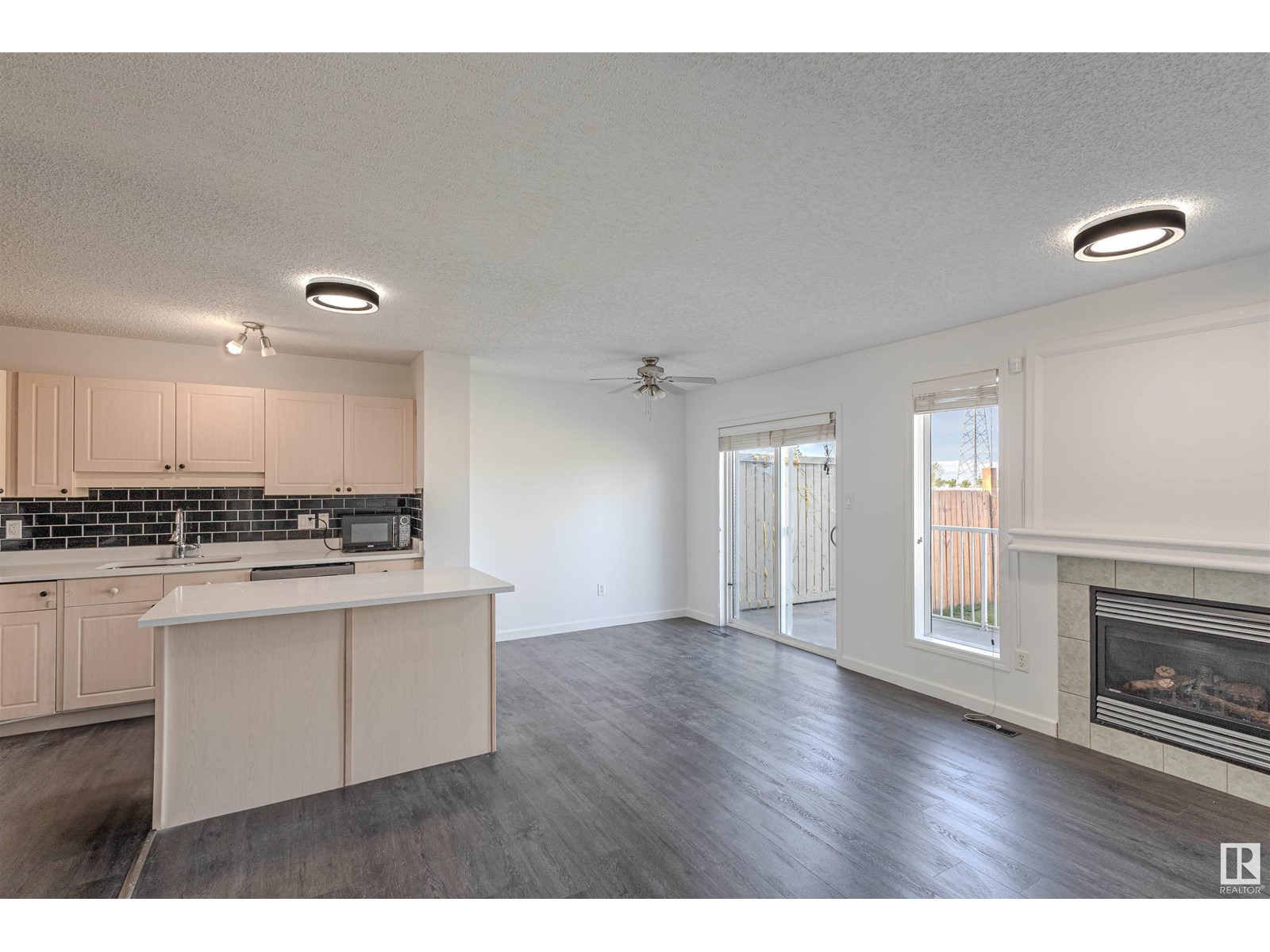 2832 26 Street Nw, Edmonton, Alberta  T6T 2A2 - Photo 2 - E4438659