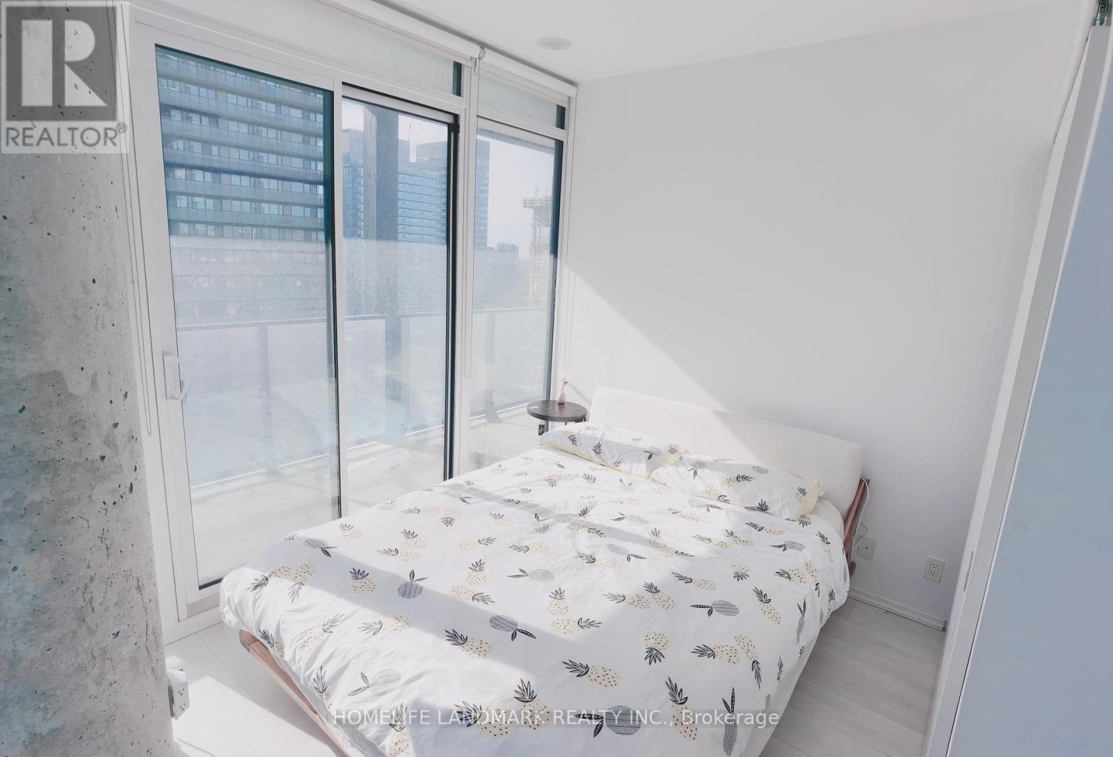 2209 - 125 Peter Street, Toronto, Ontario  M5V 0M2 - Photo 5 - C12174850