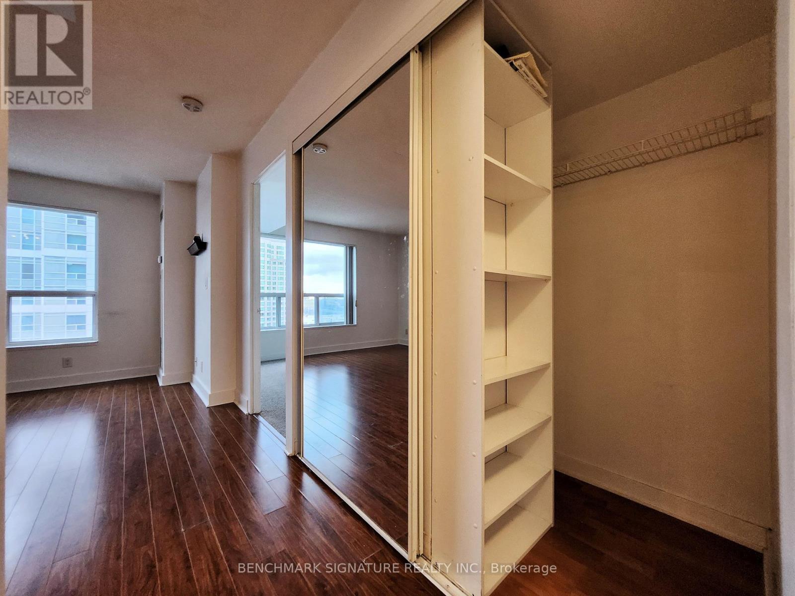 1705 - 36 Lee Centre Drive, Toronto, Ontario  M1H 3J1 - Photo 8 - E12174854