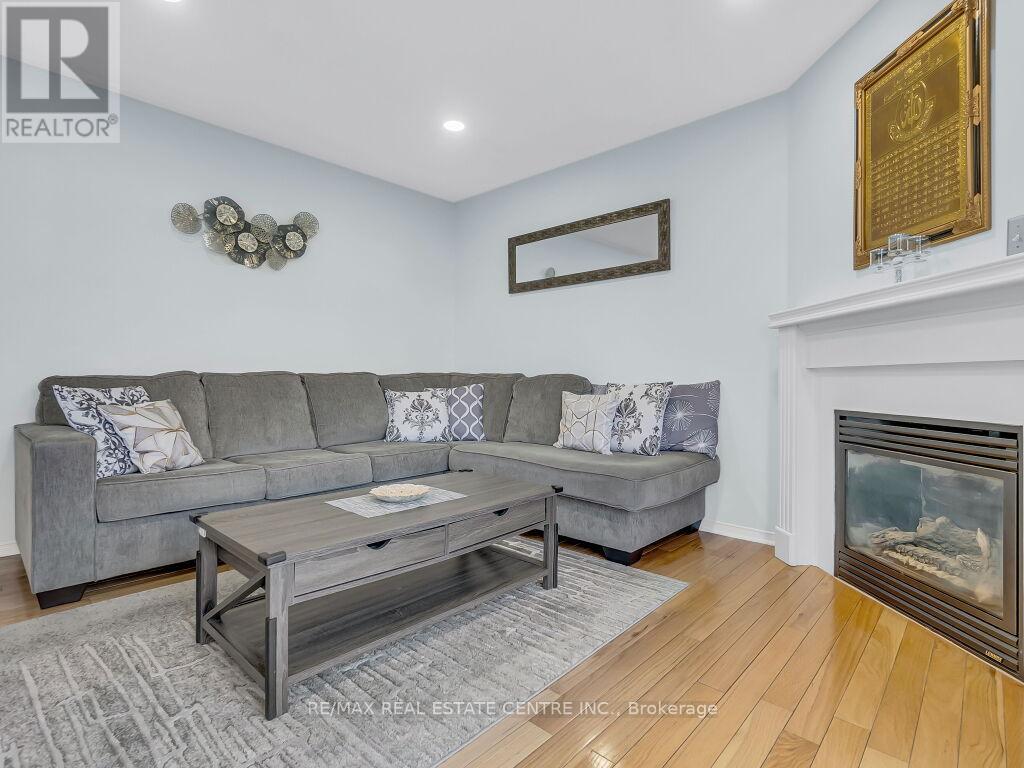 1270 Newell Street, Milton, Ontario  L9T 6C2 - Photo 12 - W12174860