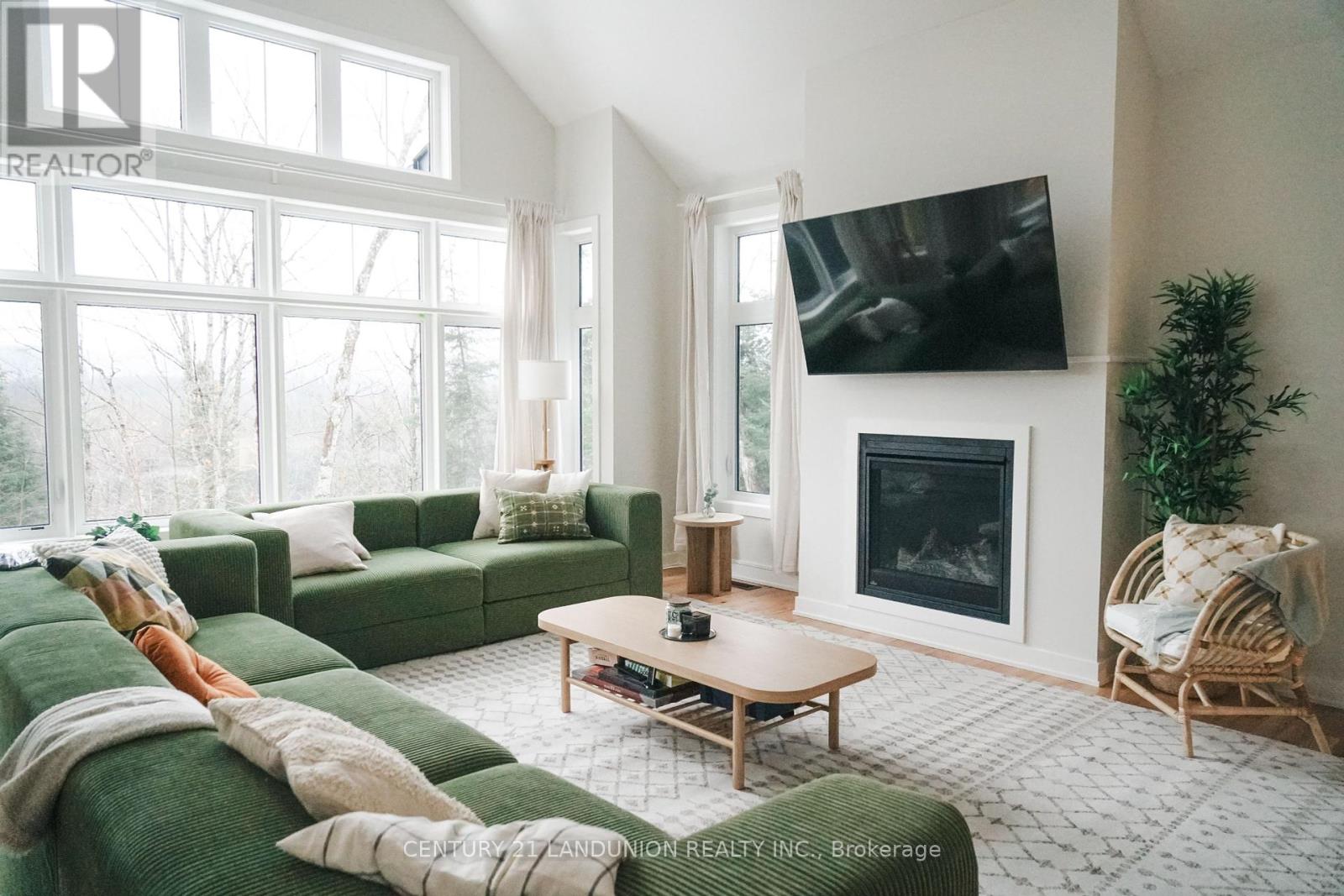 21 - 1014 Ridgeline Drive, Lake Of Bays, Ontario  P1H 0K1 - Photo 7 - X12174861