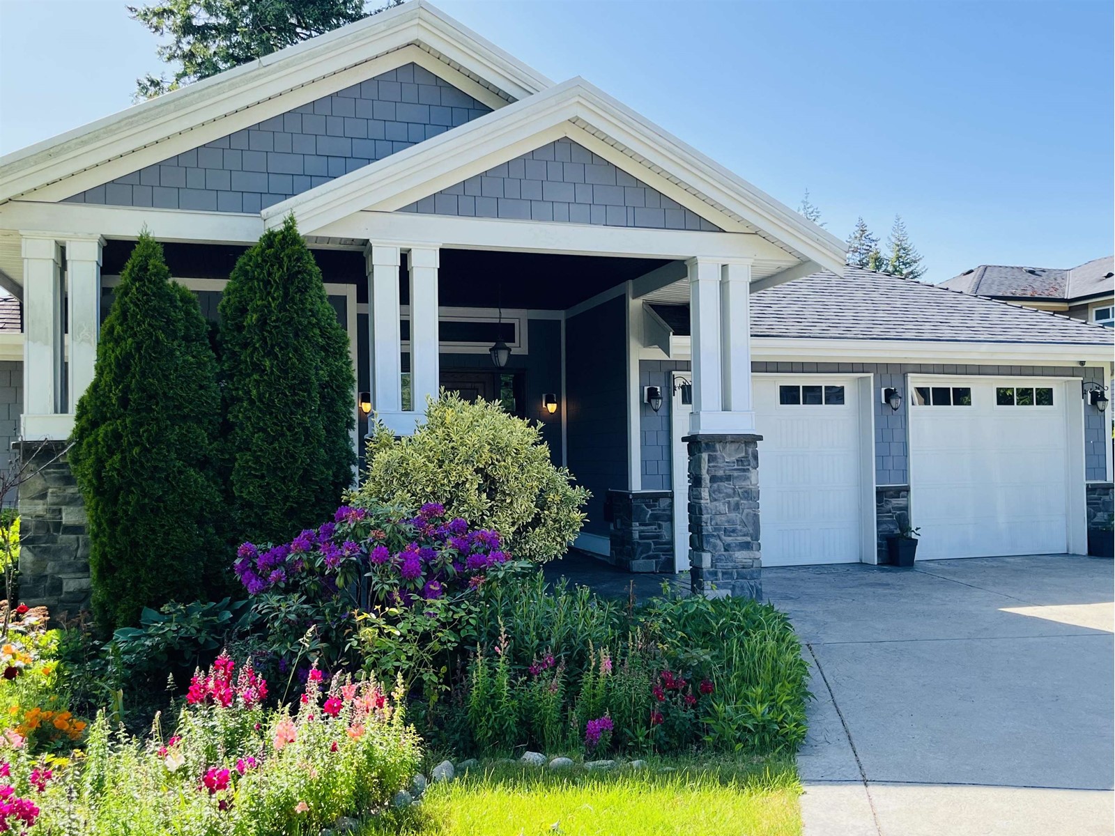 Property at 10905 78 AVENUE image 1