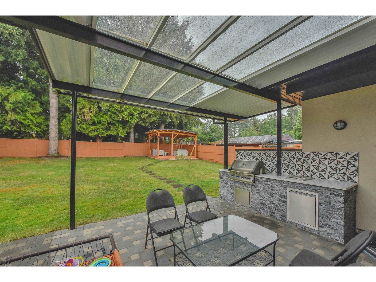 Property at 10266 126 STREET image 5