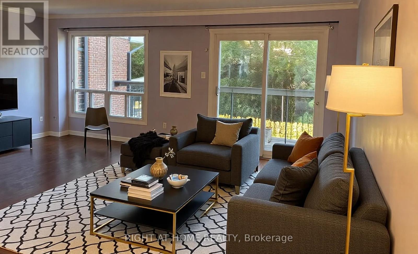 104 Farm Greenway, Toronto, Ontario  M3A 3M2 - Photo 1 - C12174878