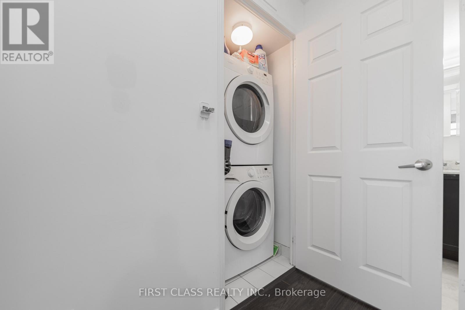 913 - 75 King William Crescent, Richmond Hill, Ontario  L4B 0C1 - Photo 8 - N12174883