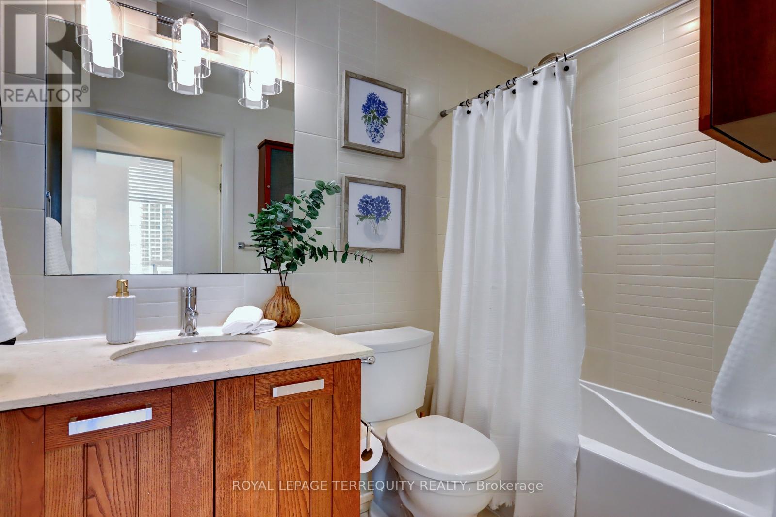 514 - 3391 Bloor Street W, Toronto (Islington-City Centre West), Ontario  M8X 1G3 - Photo 20 - W12174875