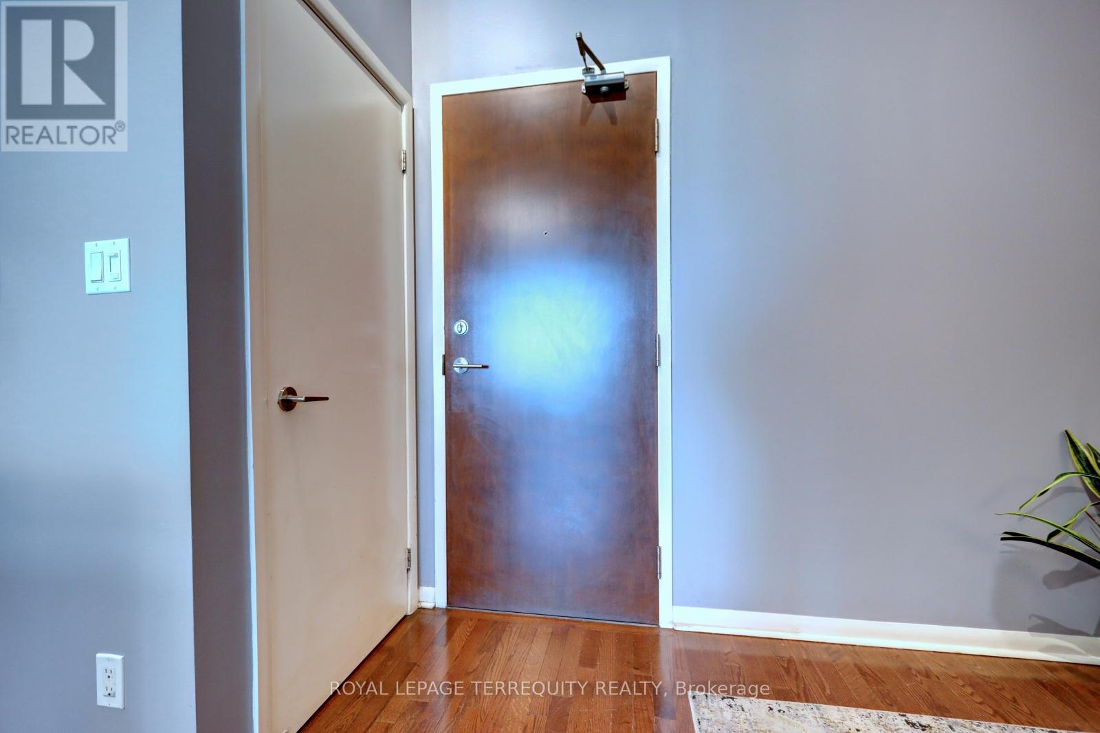 514 - 3391 Bloor Street W, Toronto (Islington-City Centre West), Ontario  M8X 1G3 - Photo 24 - W12174875