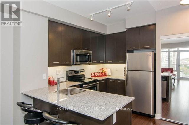 2006 - 365 Prince Of Wales Drive, Mississauga, Ontario  L5B 0G6 - Photo 3 - W12174885