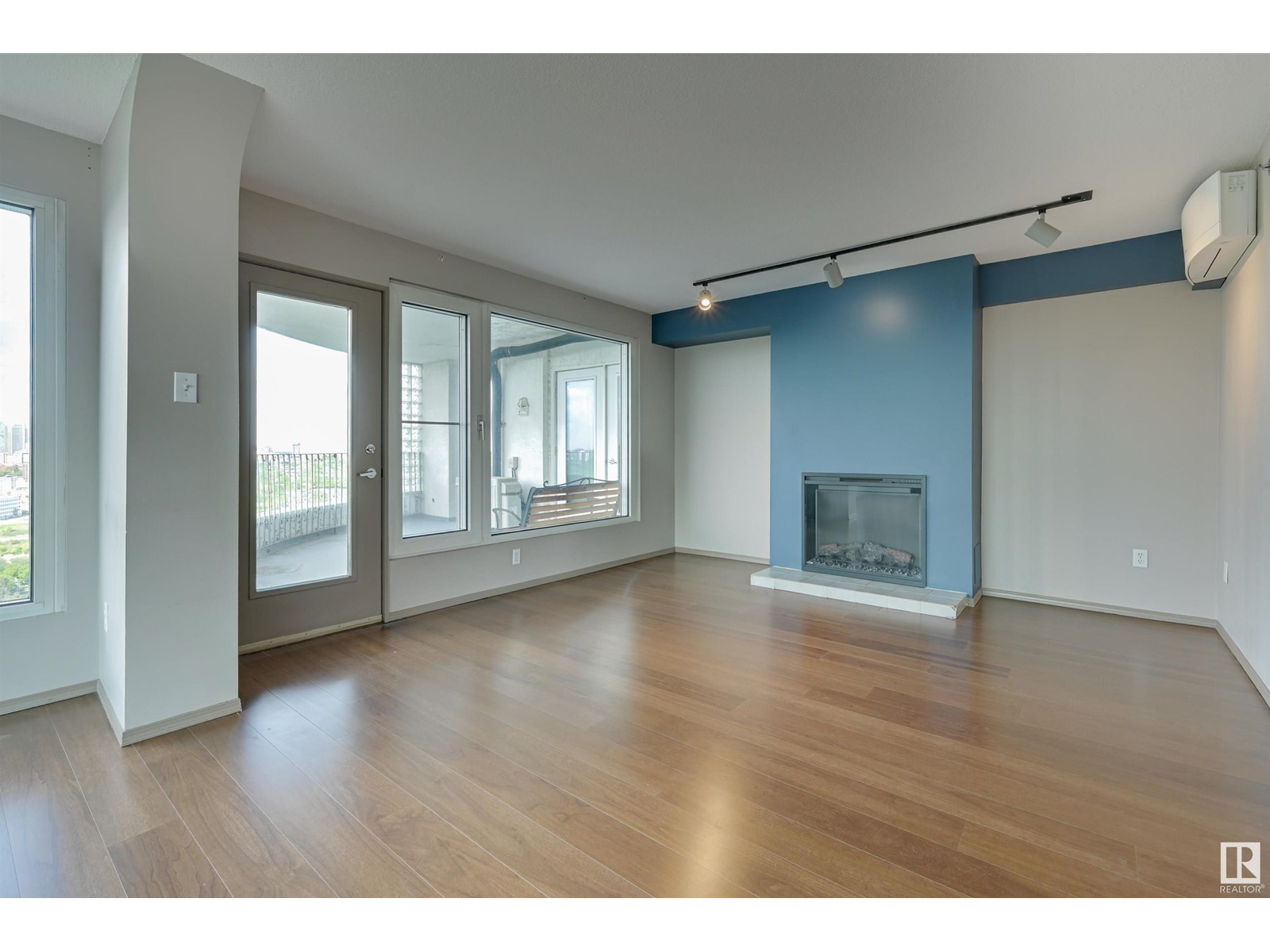 #1701 10731 Saskatchewan Dr Nw, Edmonton, Alberta  T6E 6H1 - Photo 5 - E4438663