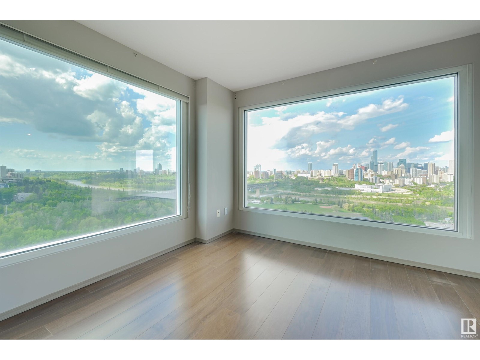 Property at #1701 10731 SASKATCHEWAN DR NW image 2