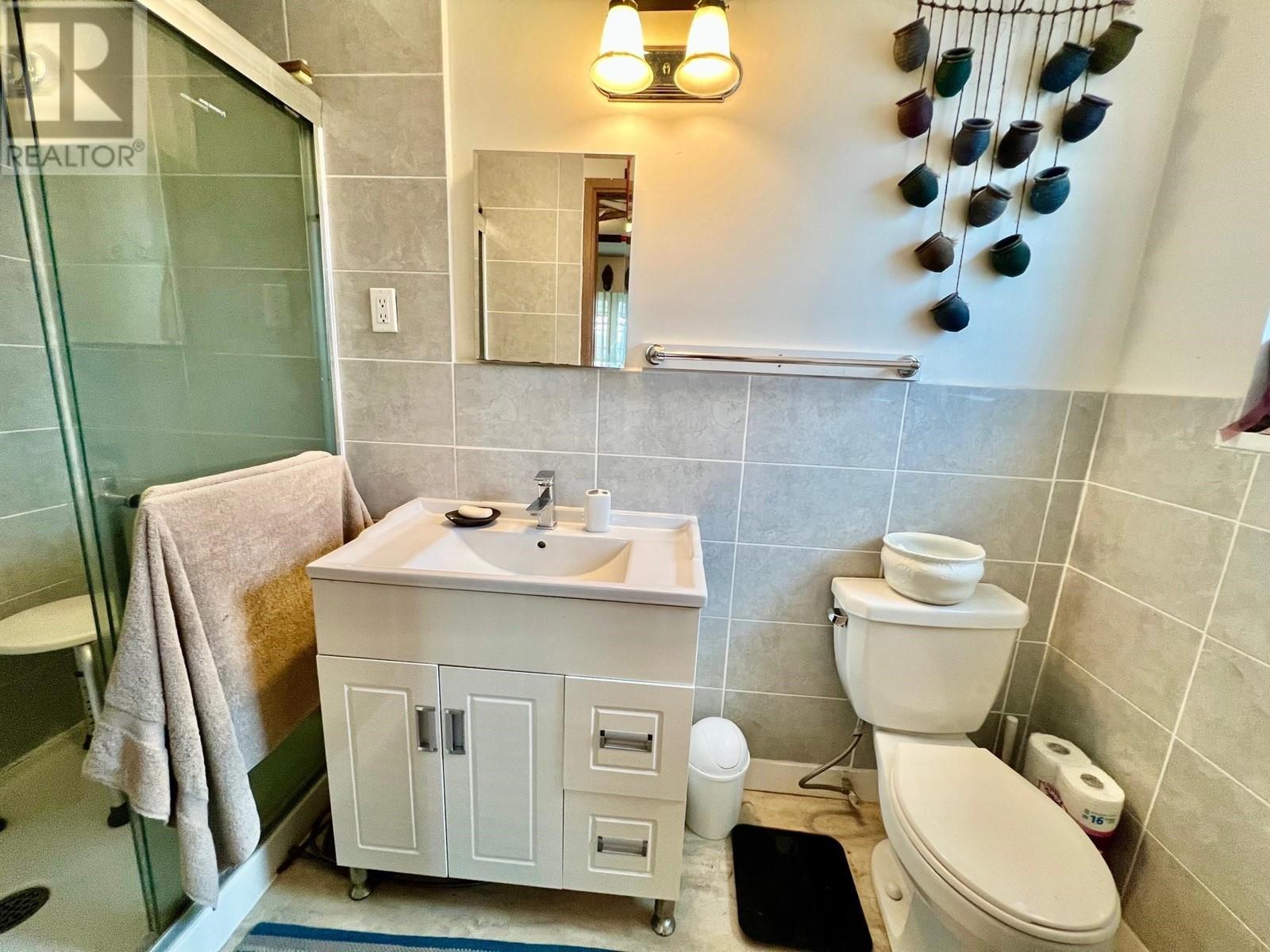 4880 Fleming Street, Vancouver, British Columbia  V5N 3W8 - Photo 11 - R3005013