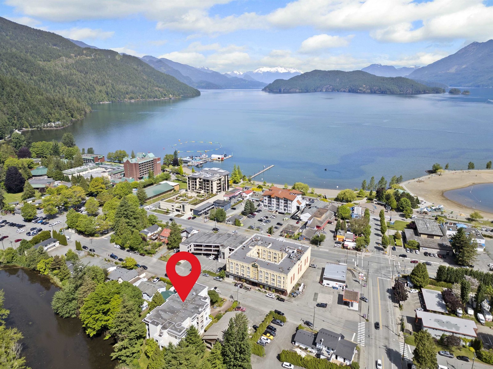 305 170 Cedar Avenue, Harrison Hot Springs, Harrison Hot Springs, British Columbia  V0H 1K0 - Photo 2 - R3005689