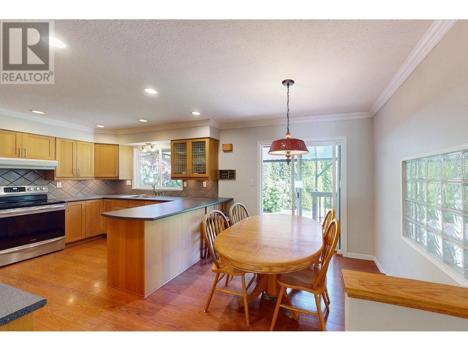 7720 Waterton Drive, Richmond, British Columbia  V7A 4G4 - Photo 6 - R3007317
