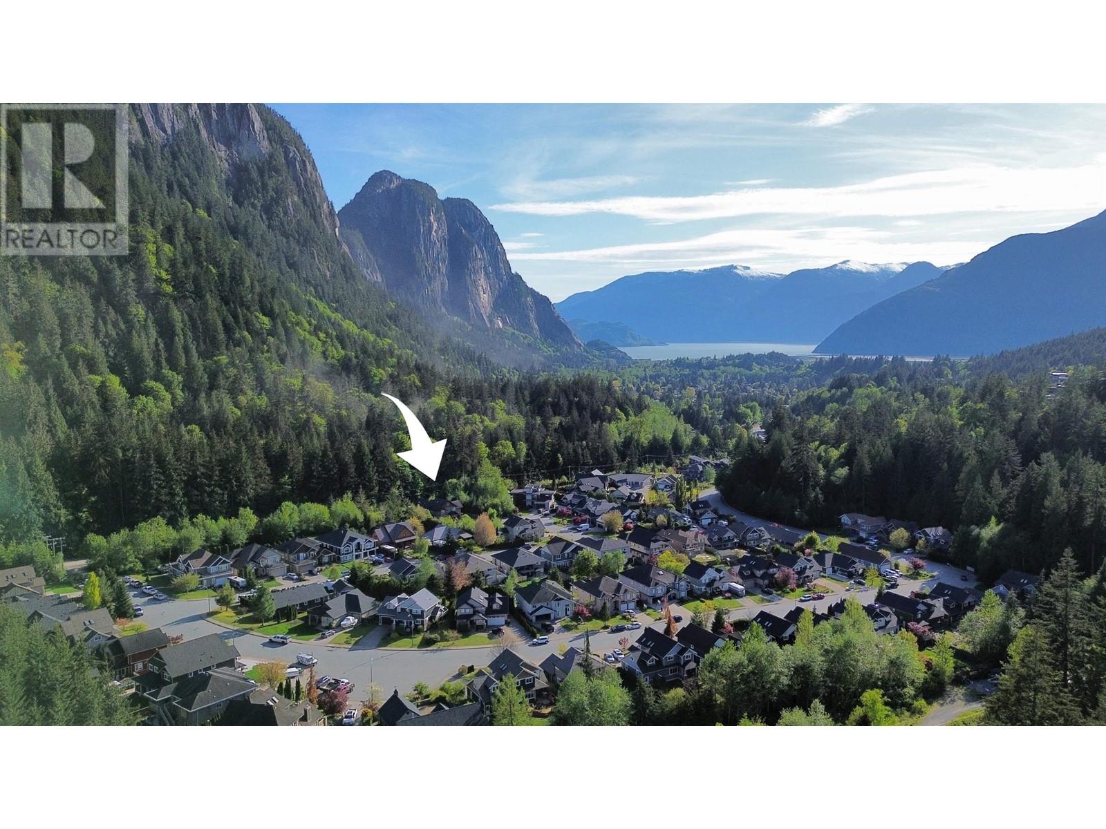 1002 Balsam Place, Squamish, British Columbia  V8B 0W1 - Photo 5 - R3000278