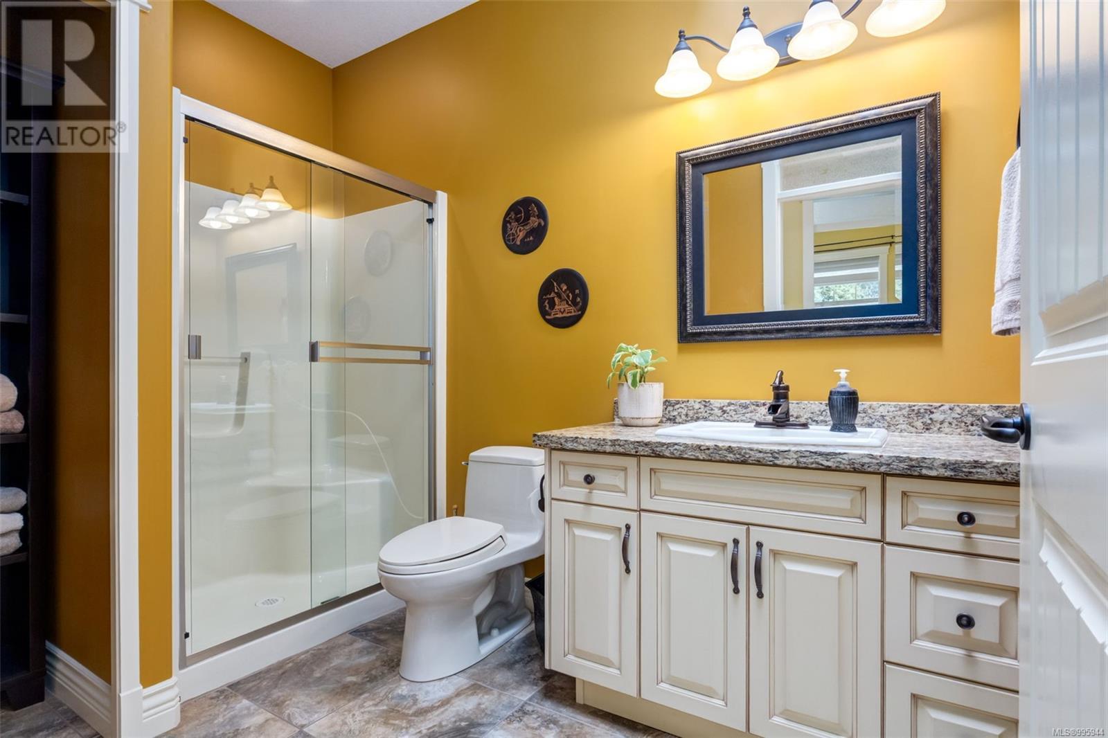 Property at 4106 Gulfview Dr image 5