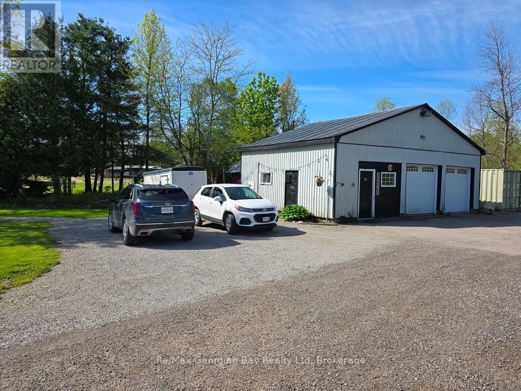 2066 Irish Line, Severn, Ontario  L0K 1E0 - Photo 2 - S11962994