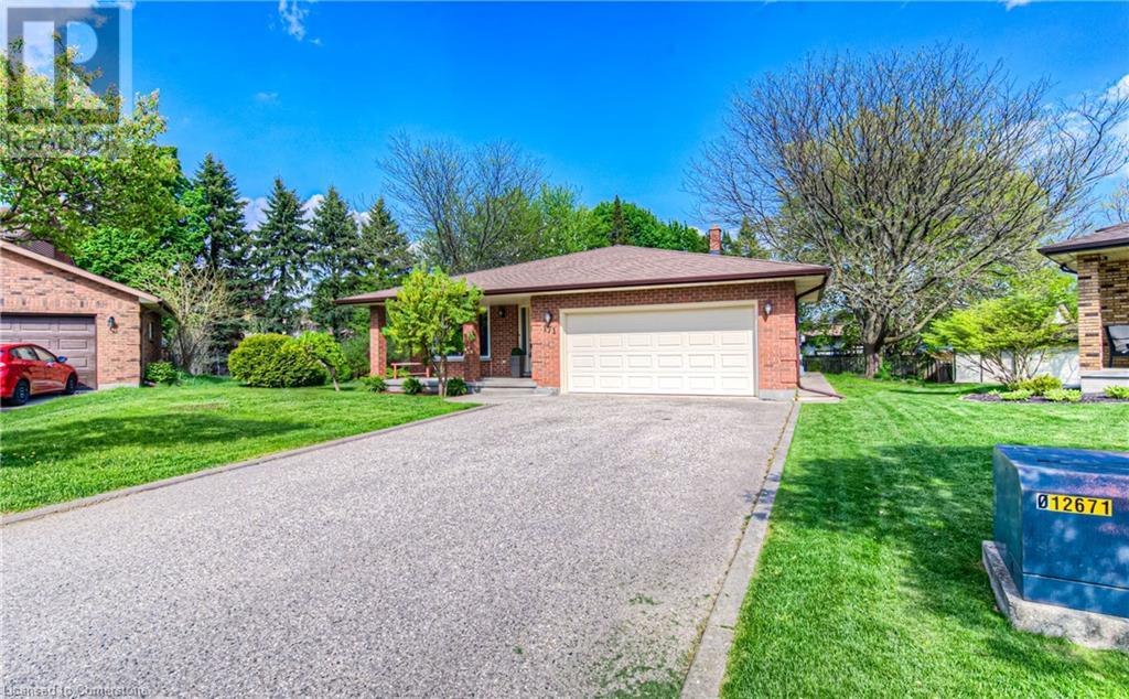 Property at 171 MAYBERRY Court image 3