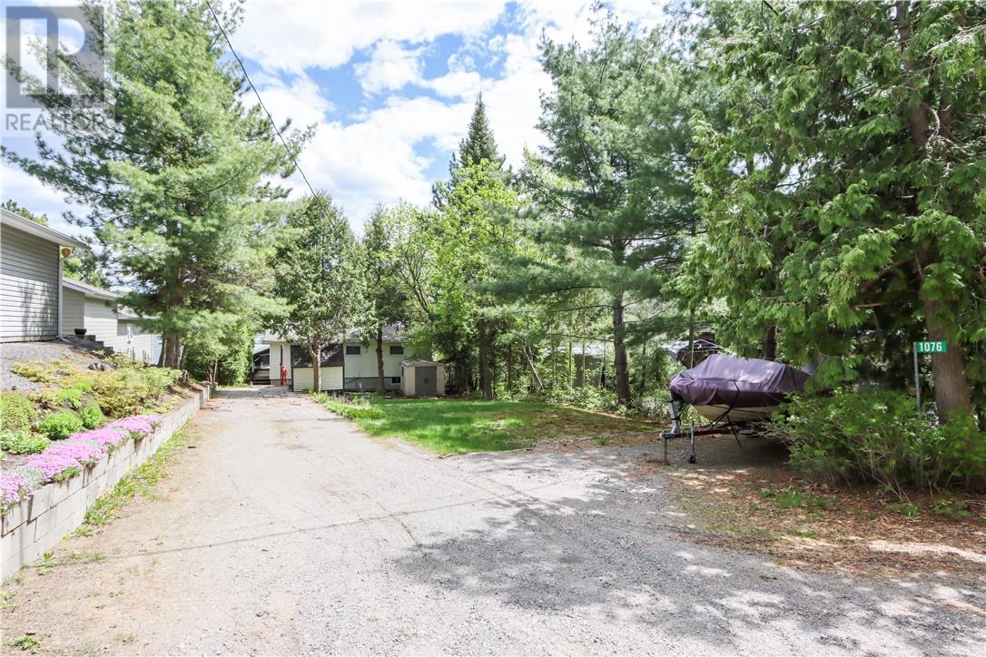 1076 Moxam Landing Road, Sudbury, Ontario  P3Y 1H9 - Photo 3 - 2122517
