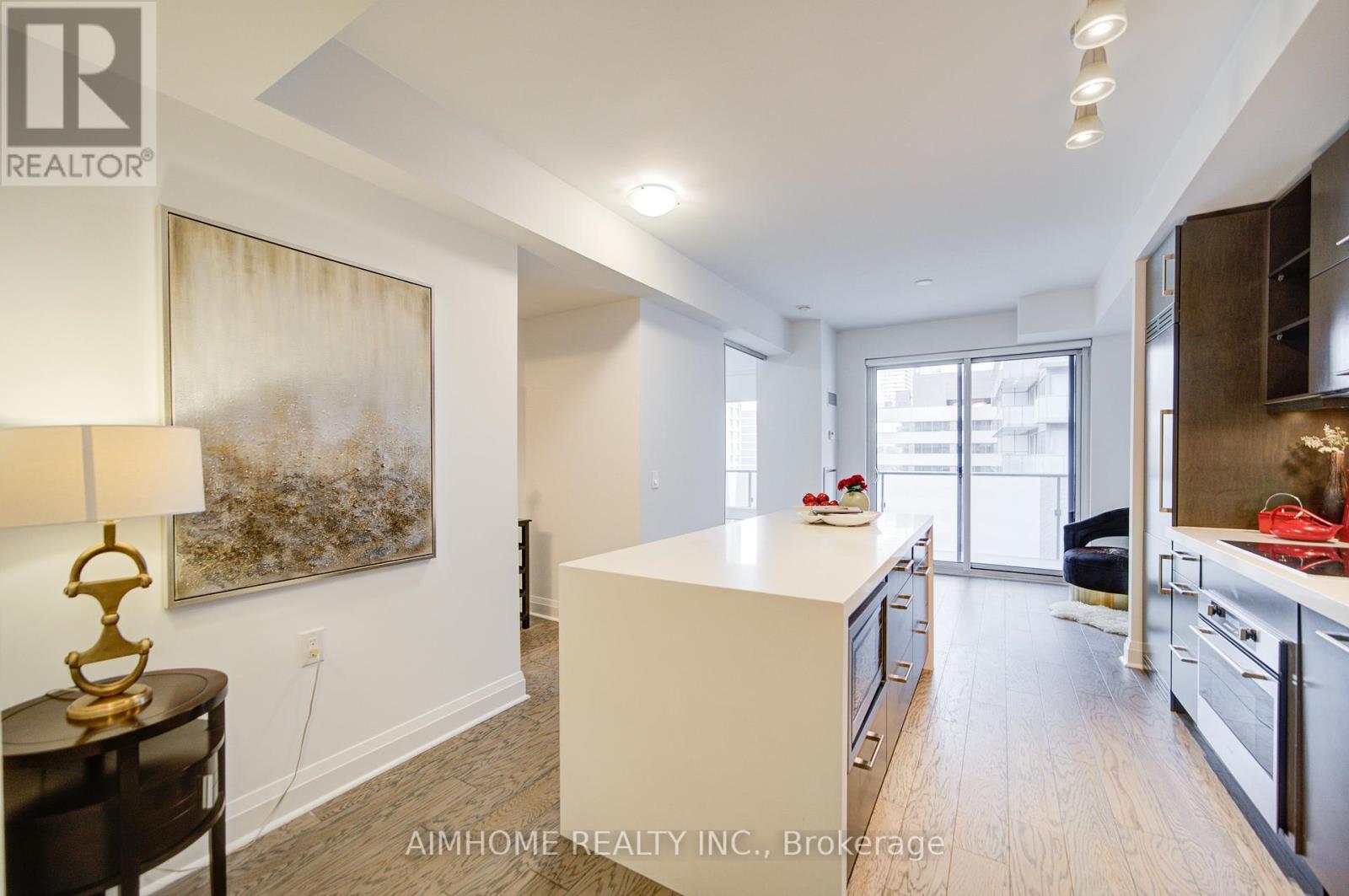 1401 - 65 St Mary Street, Toronto, Ontario  M5S 0A6 - Photo 8 - C12174898