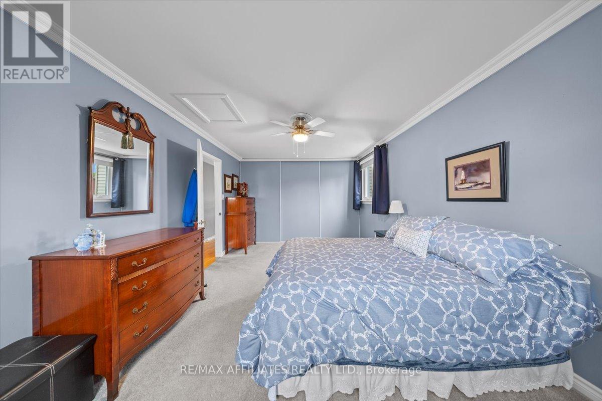 285 Mockingbird Drive, Ottawa, Ontario  K1E 2A4 - Photo 20 - X12173125