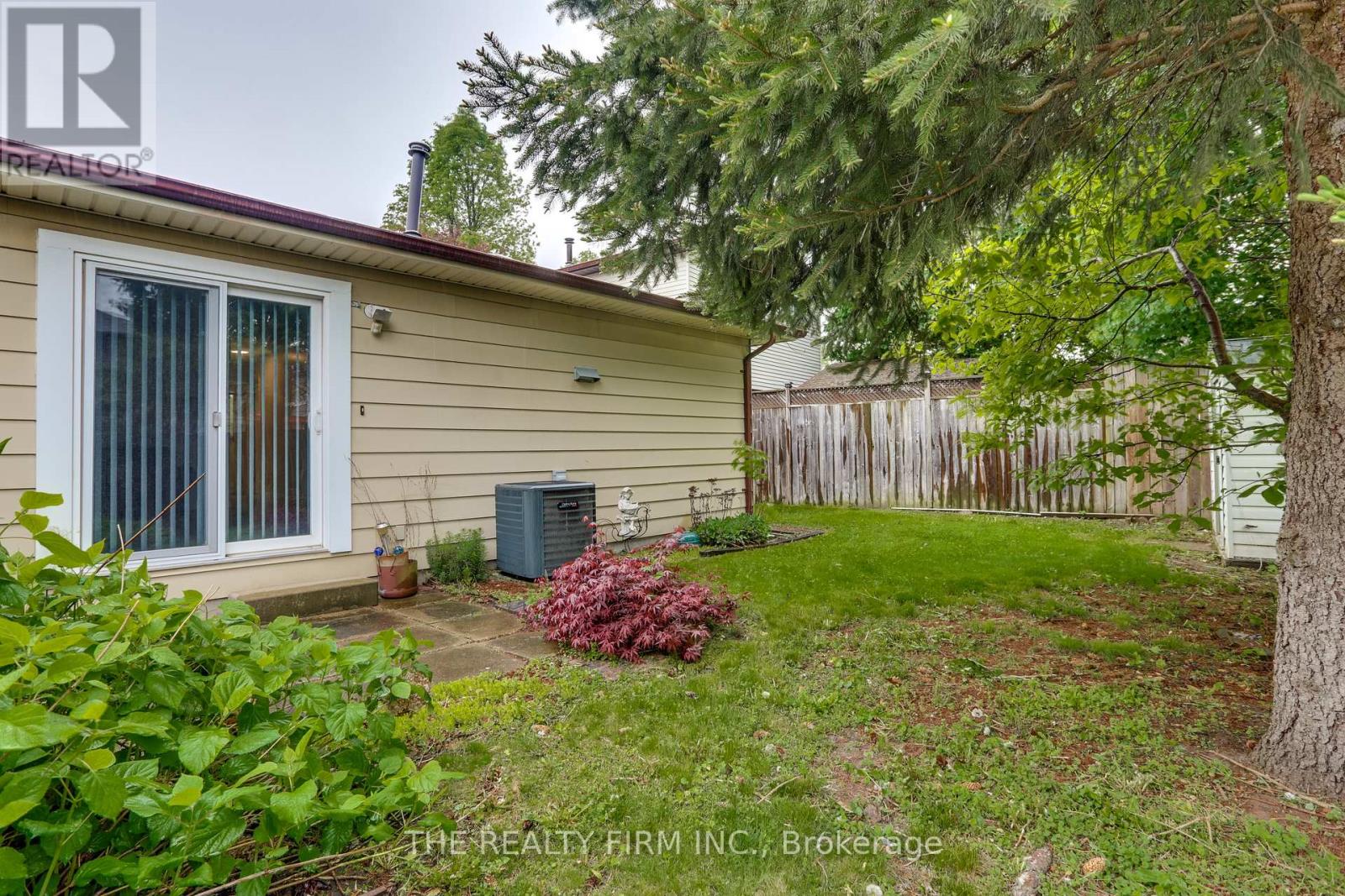 Photo 38 of 40 for 86 Caprice Crescent