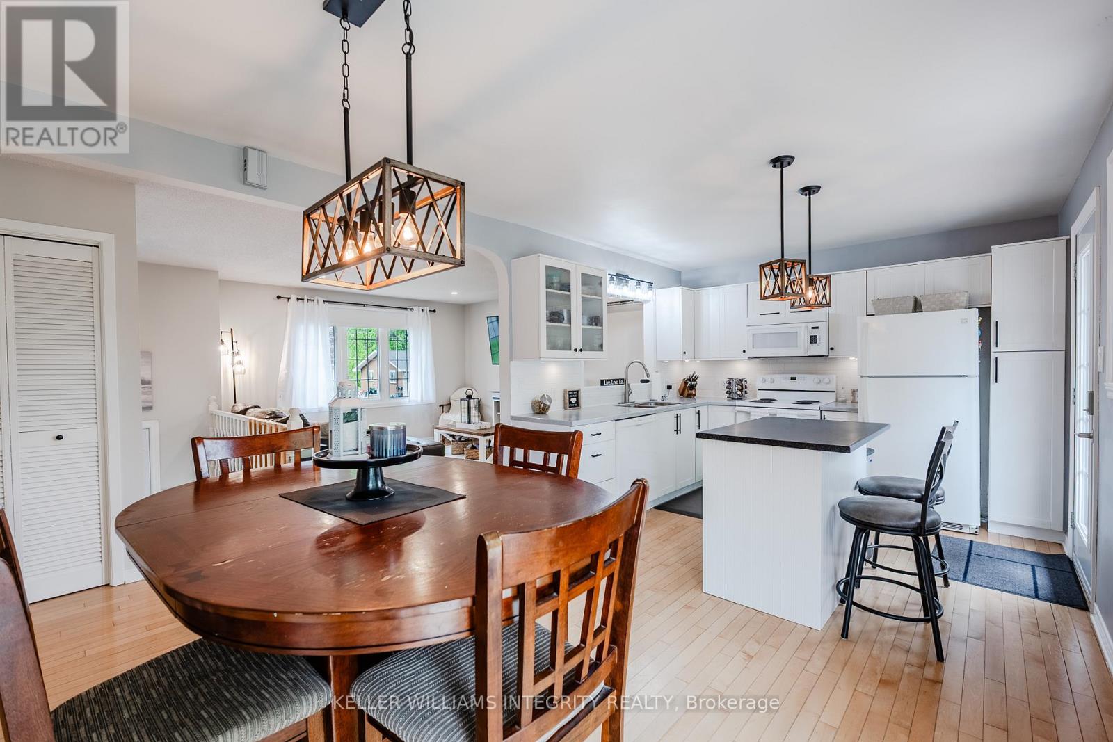 35 Wellington Street W, Cornwall, Ontario  K6J 5G7 - Photo 7 - X12174963