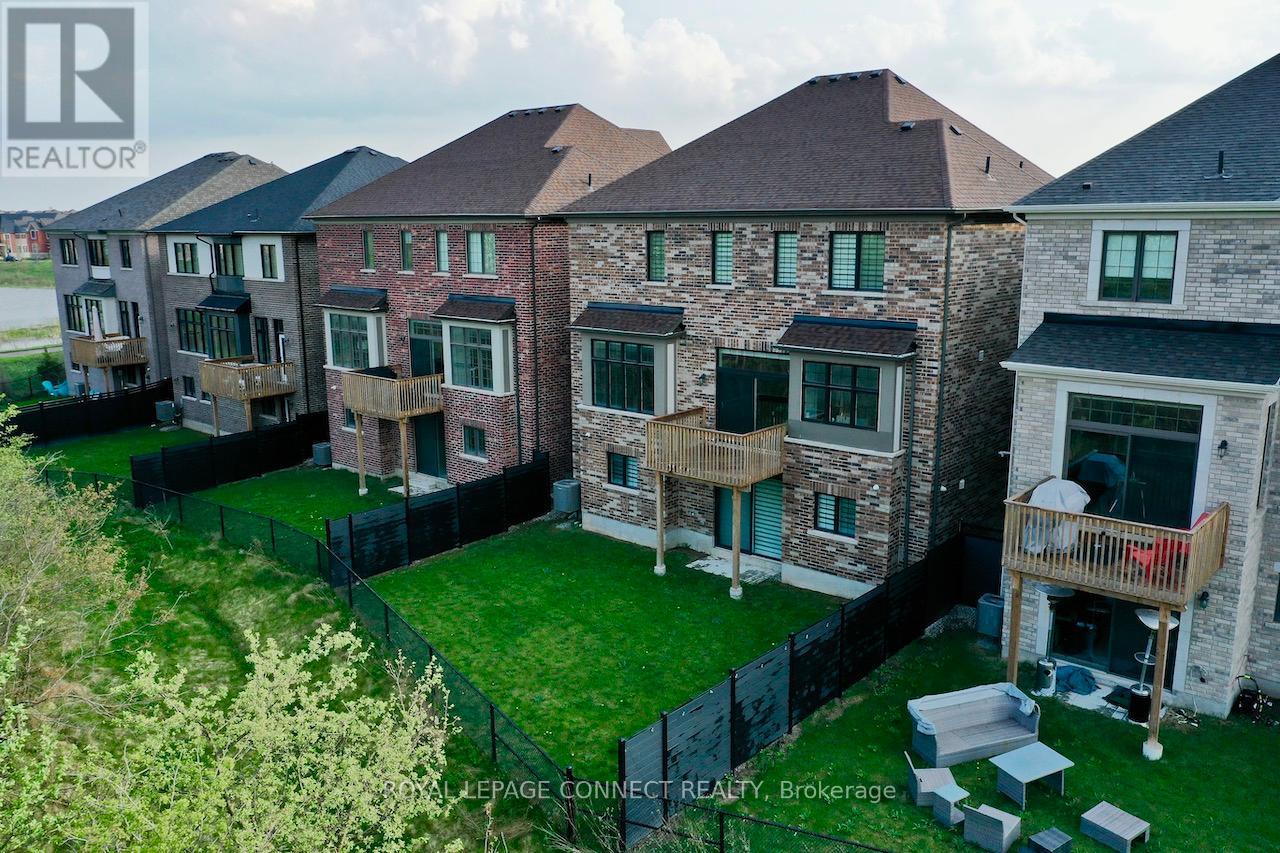 1428 FORD STRATHY CRESCENT, Oakville, Ontario