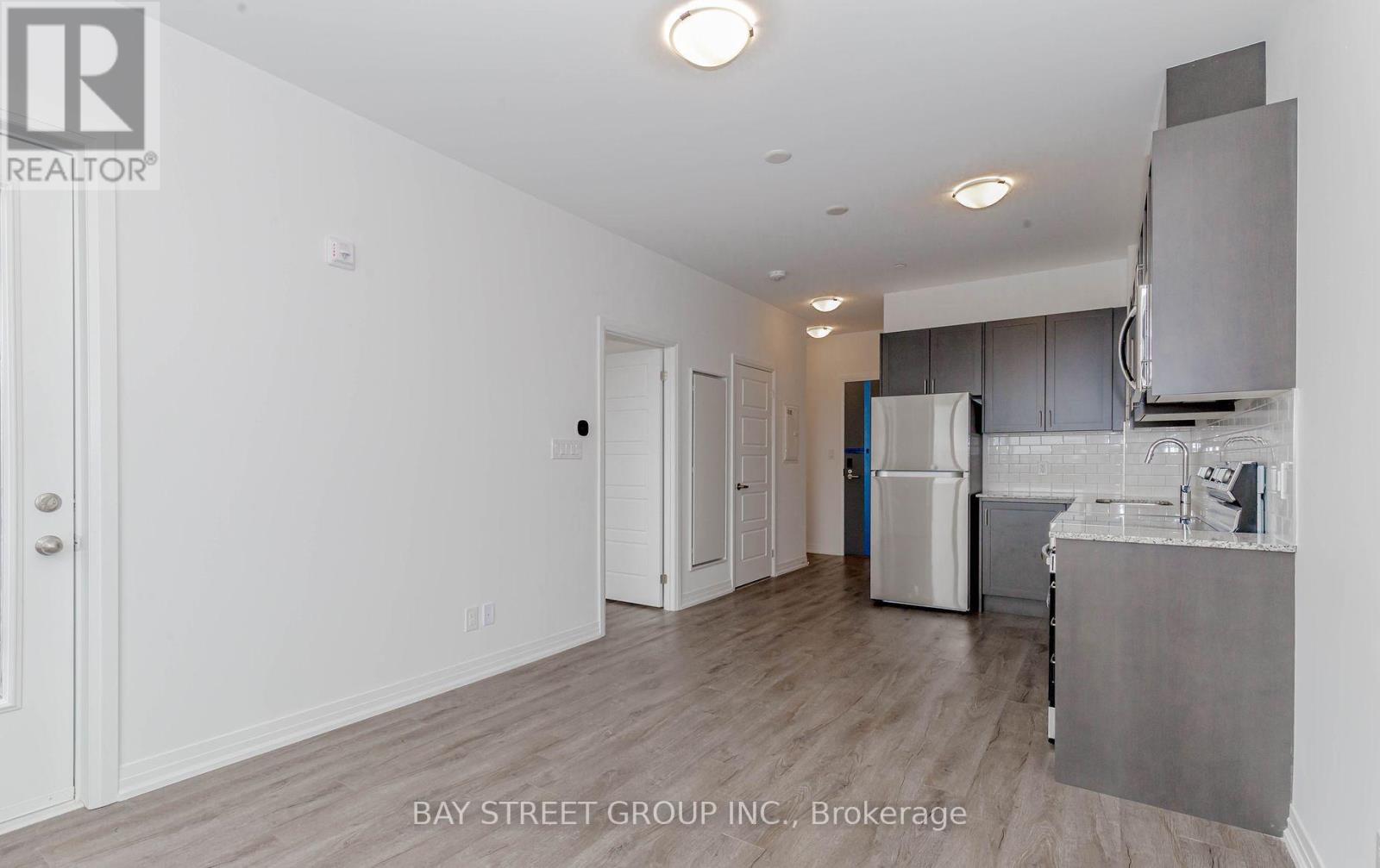 314 - 3265 Carding Mill Trail, Oakville, Ontario  L6M 5P7 - Photo 8 - W12166201
