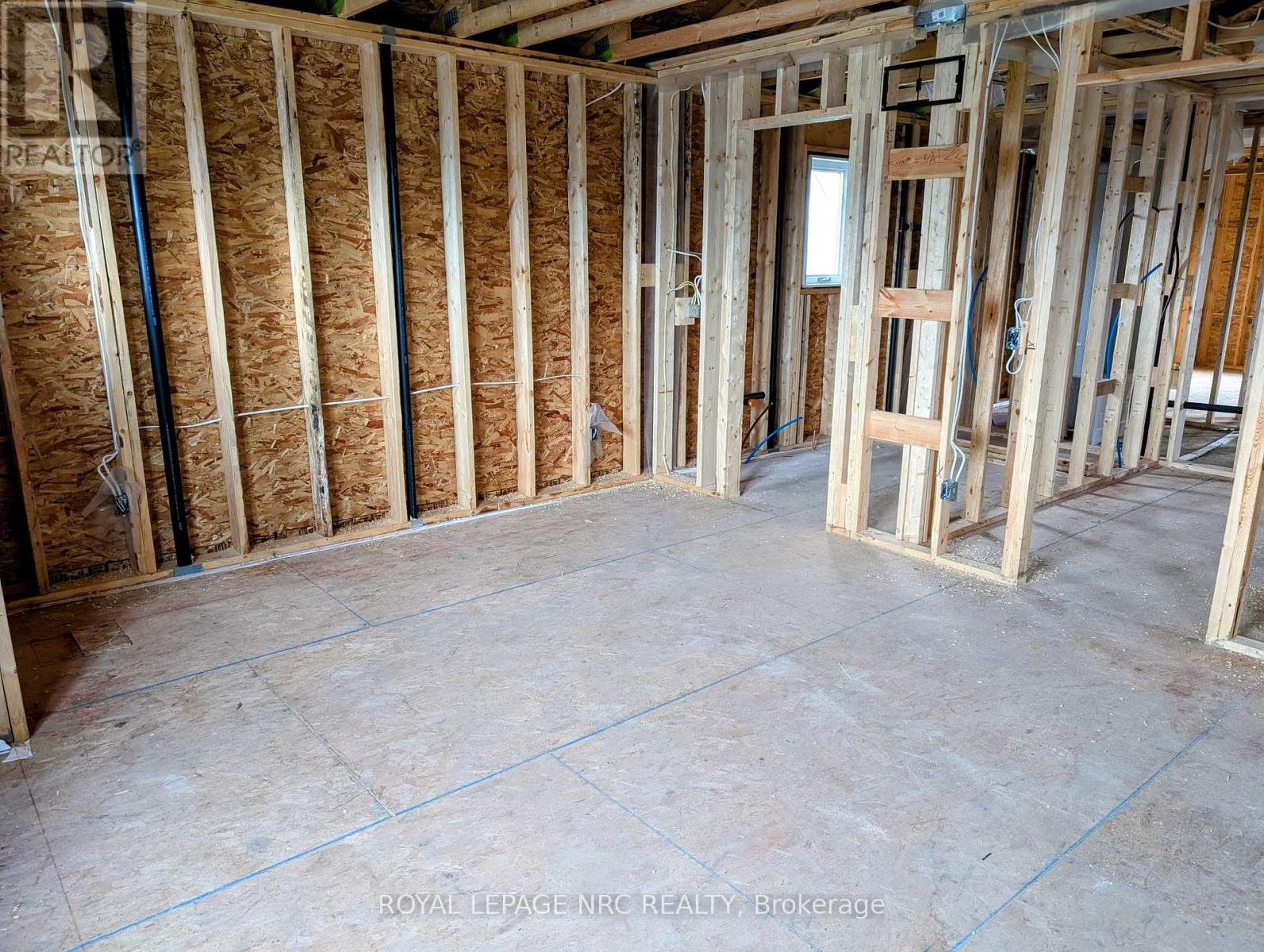 6668 Hawkins Street, Niagara Falls, Ontario  L2G 3B7 - Photo 13 - X12174953