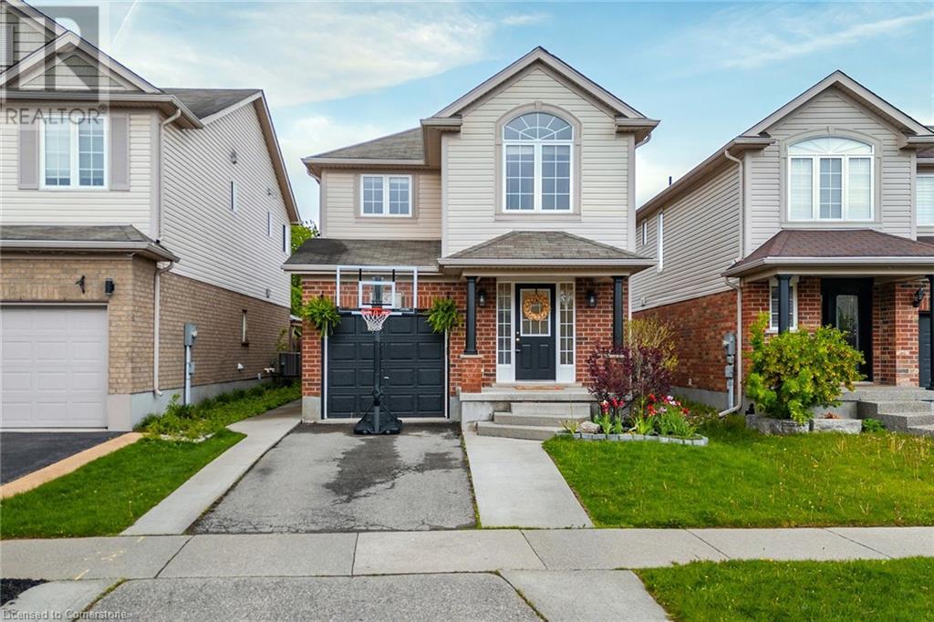 453 BEAUMONT Crescent, Kitchener, Ontario