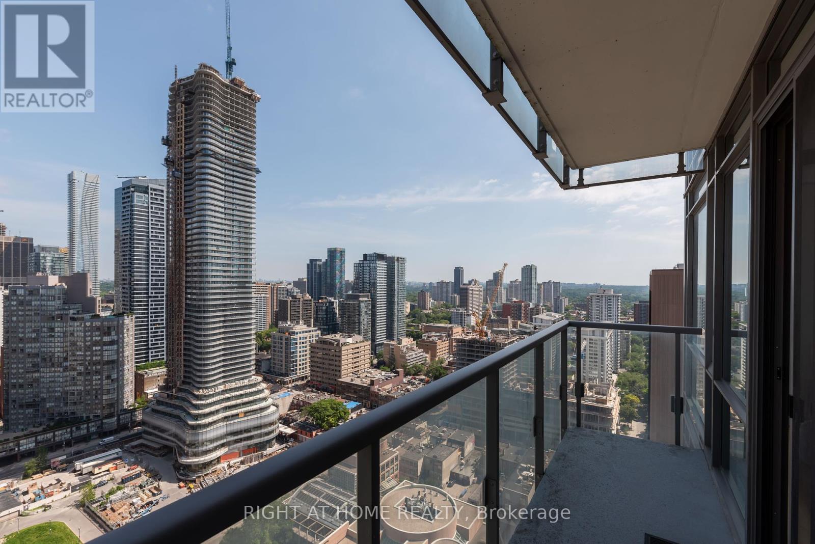 3006 - 37 Grosvenor Street, Toronto, Ontario  M4Y 3G5 - Photo 17 - C12174903