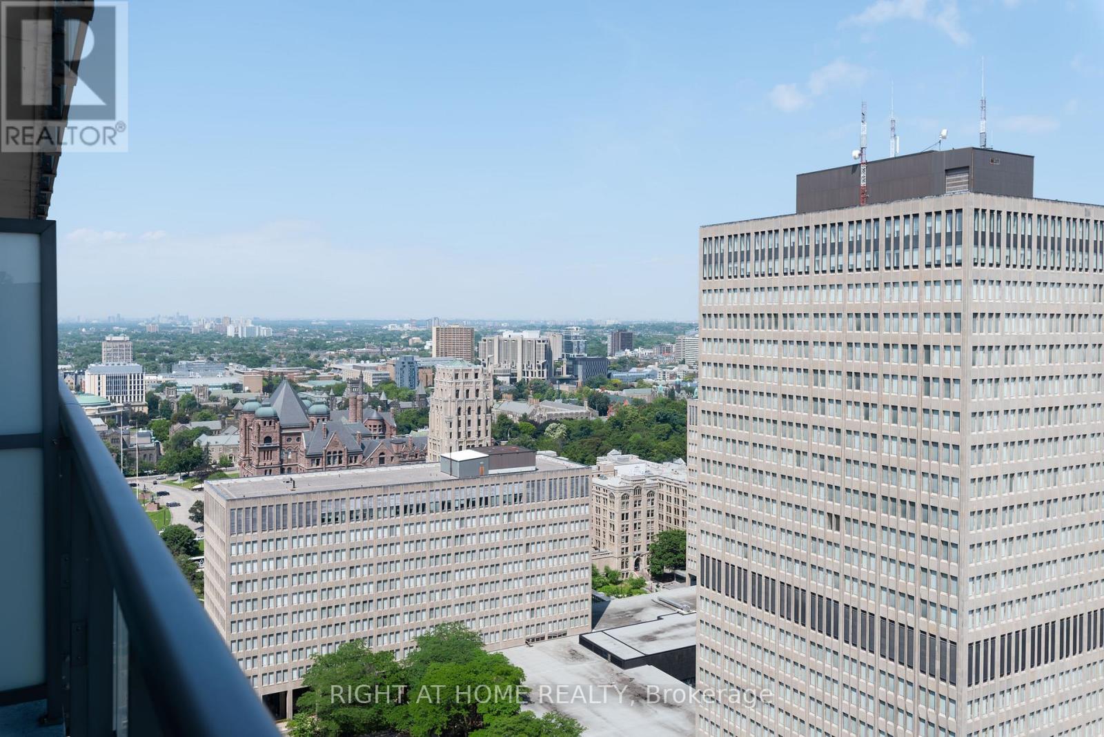 3006 - 37 Grosvenor Street, Toronto, Ontario  M4Y 3G5 - Photo 24 - C12174903