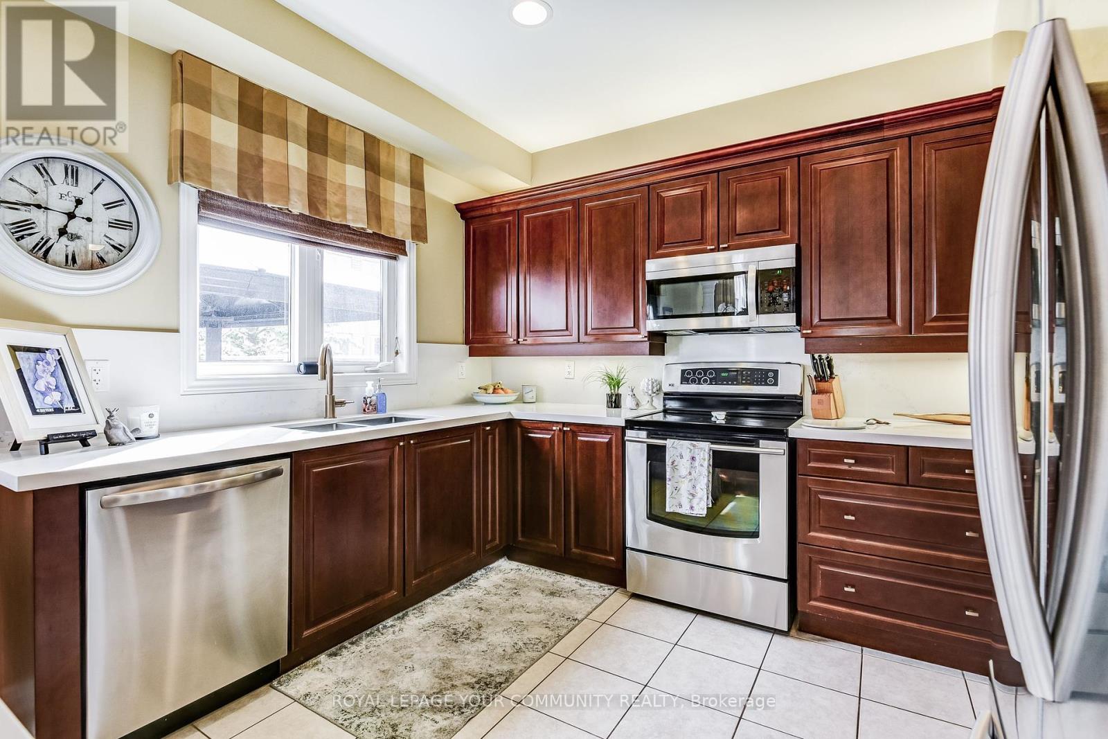23 Weslock Crescent, Aurora, Ontario  L4G 7Y9 - Photo 13 - N12174924
