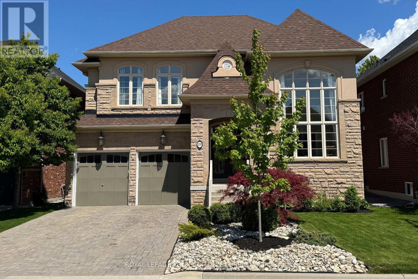 Property at 23 WESLOCK CRESCENT image 2