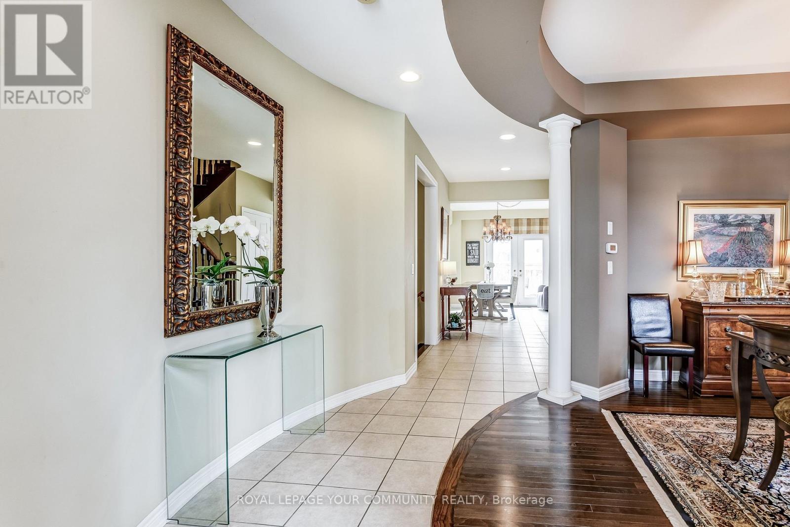 23 Weslock Crescent, Aurora, Ontario  L4G 7Y9 - Photo 8 - N12174924