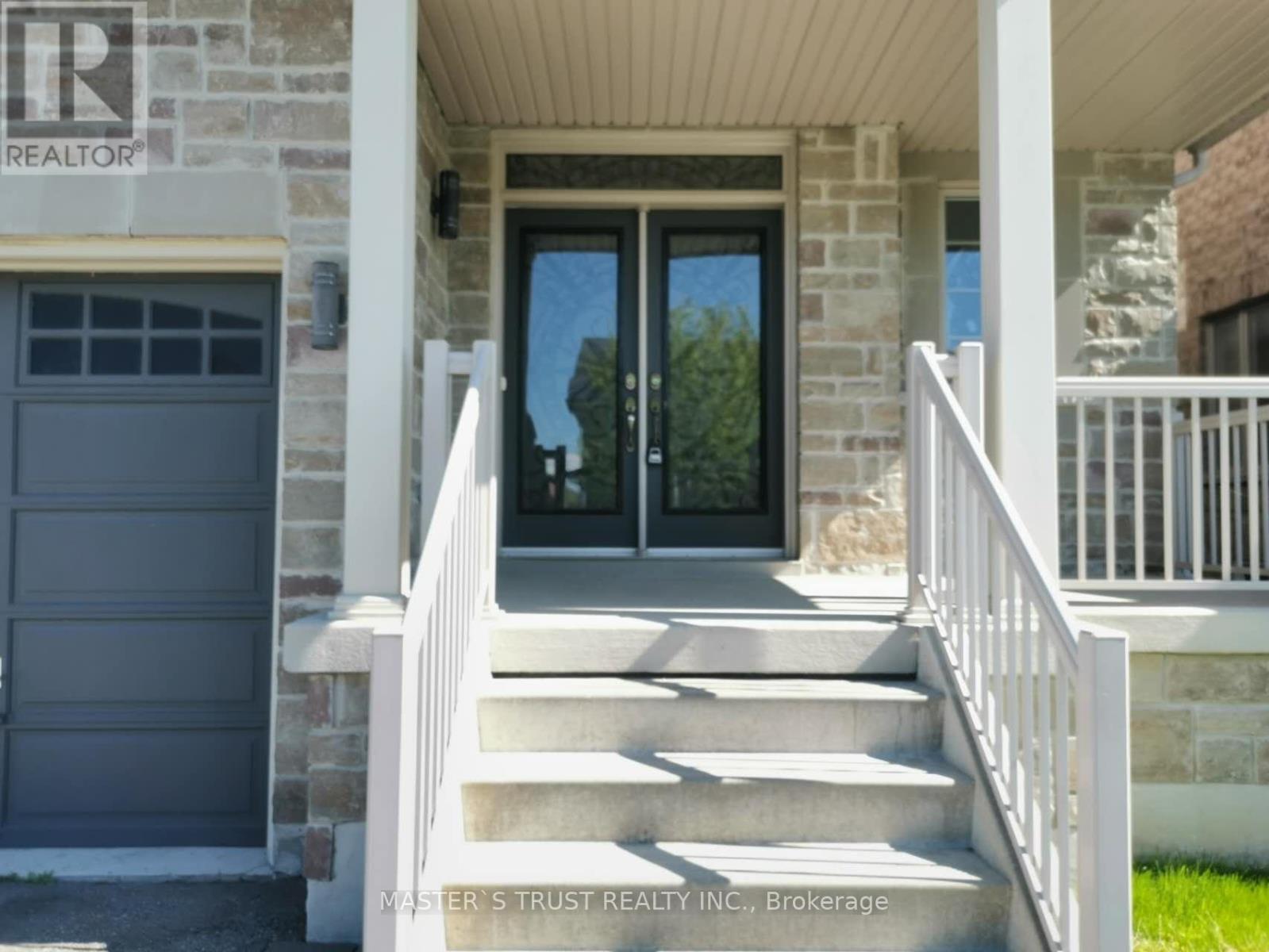 1189 Atkins Drive, Newmarket, Ontario  L3X 0E1 - Photo 2 - N12174935