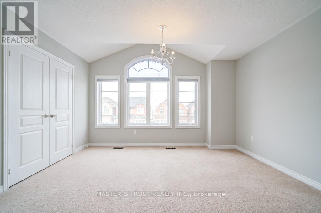 1189 Atkins Drive, Newmarket, Ontario  L3X 0E1 - Photo 34 - N12174935