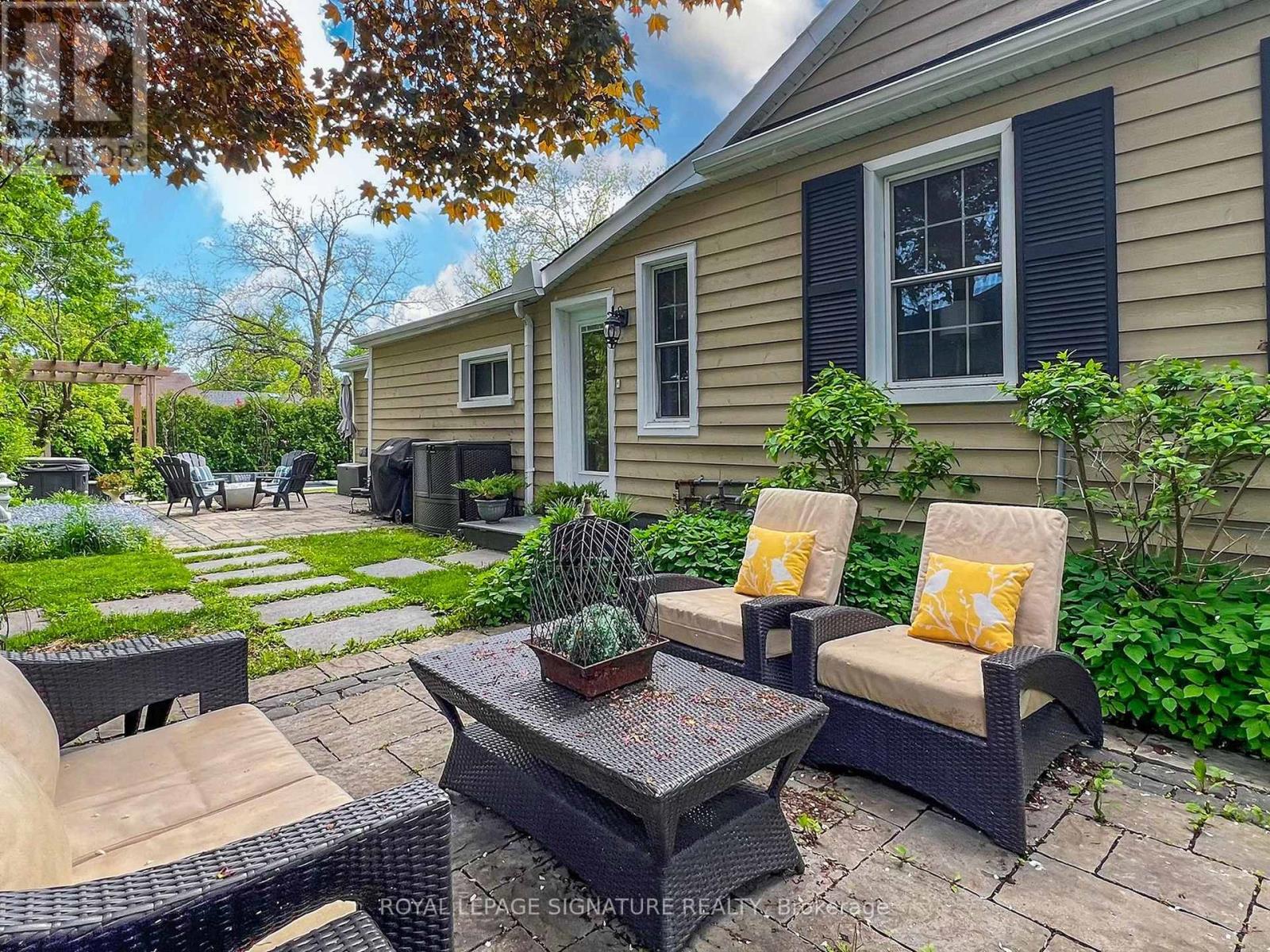 49 Church Street, Markham, Ontario  L3P 2M1 - Photo 4 - N12071558
