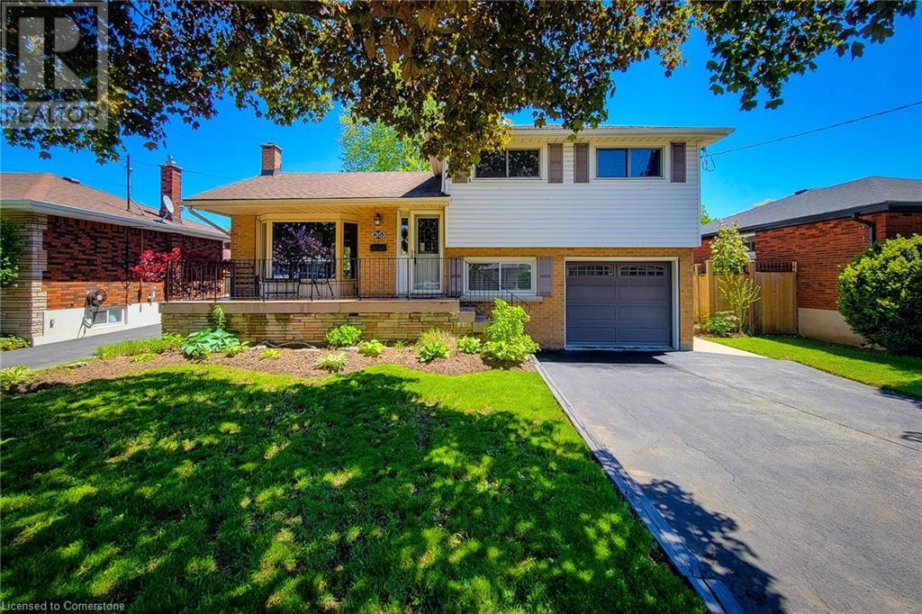 35 Cloke Court, Hamilton, Ontario  L8T 1N4 - Photo 3 - 40733834