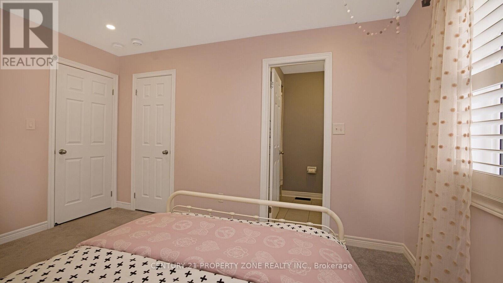 665 Mockridge Terrace, Milton, Ontario  L9T 8V7 - Photo 25 - W12174909