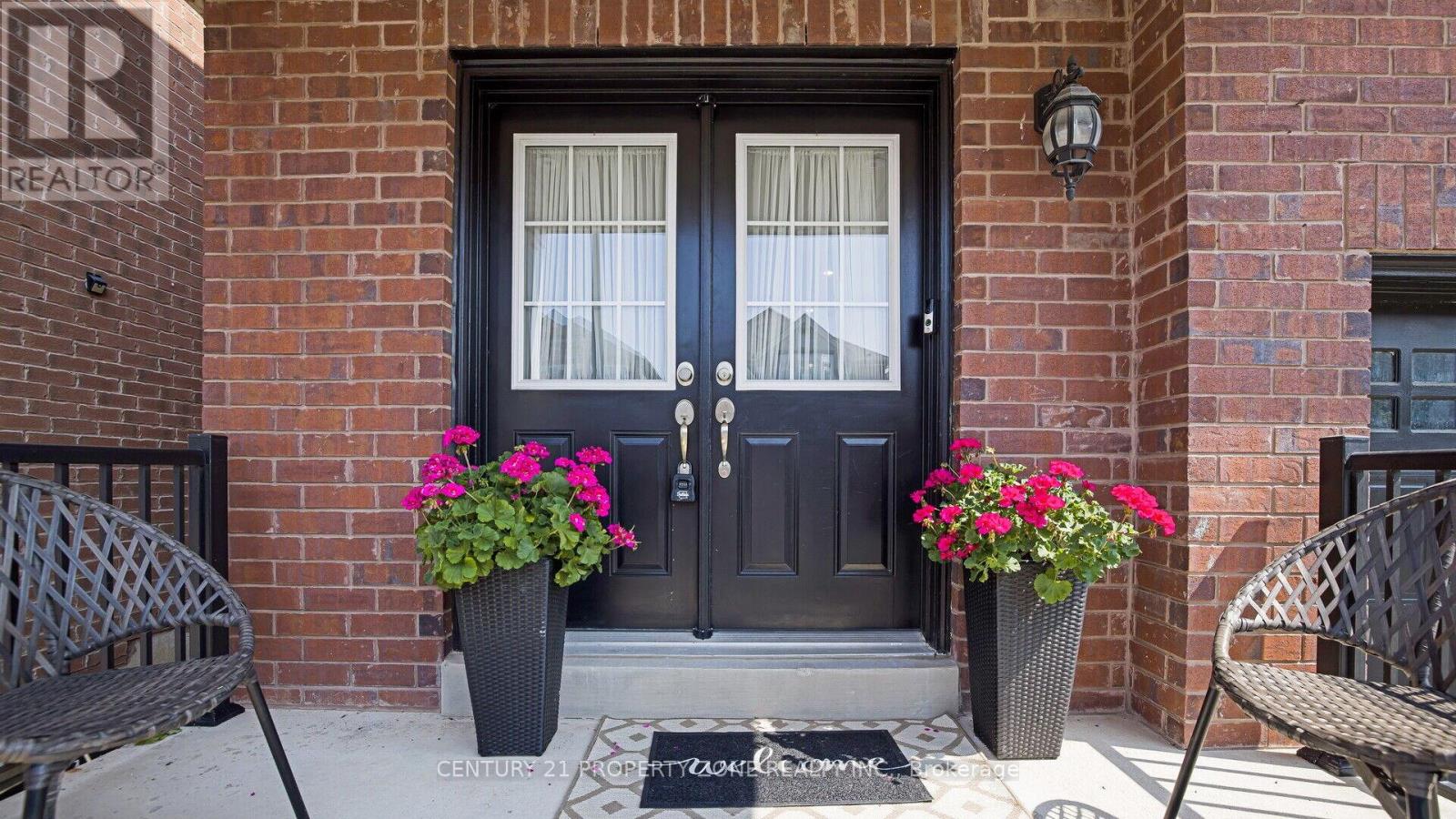 665 Mockridge Terrace, Milton, Ontario  L9T 8V7 - Photo 3 - W12174909