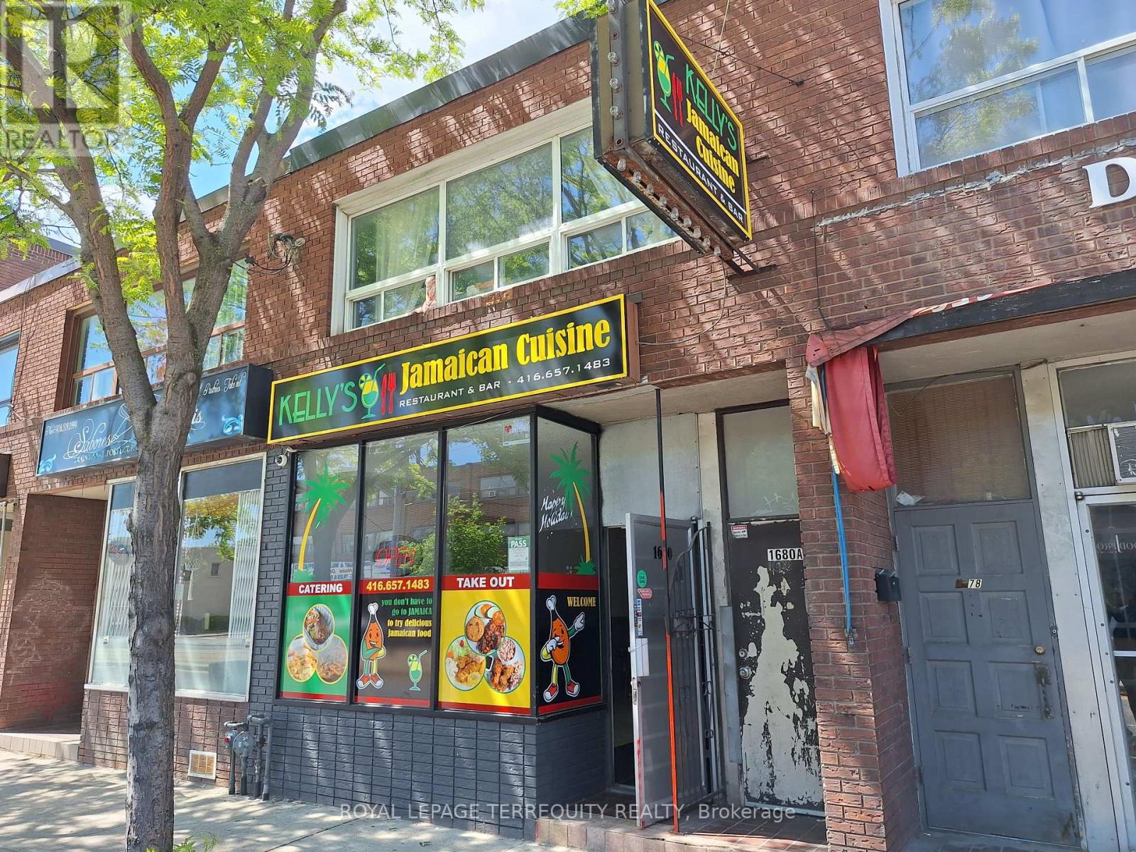 Property at 1680 ST CLAIR AVENUE W image 3