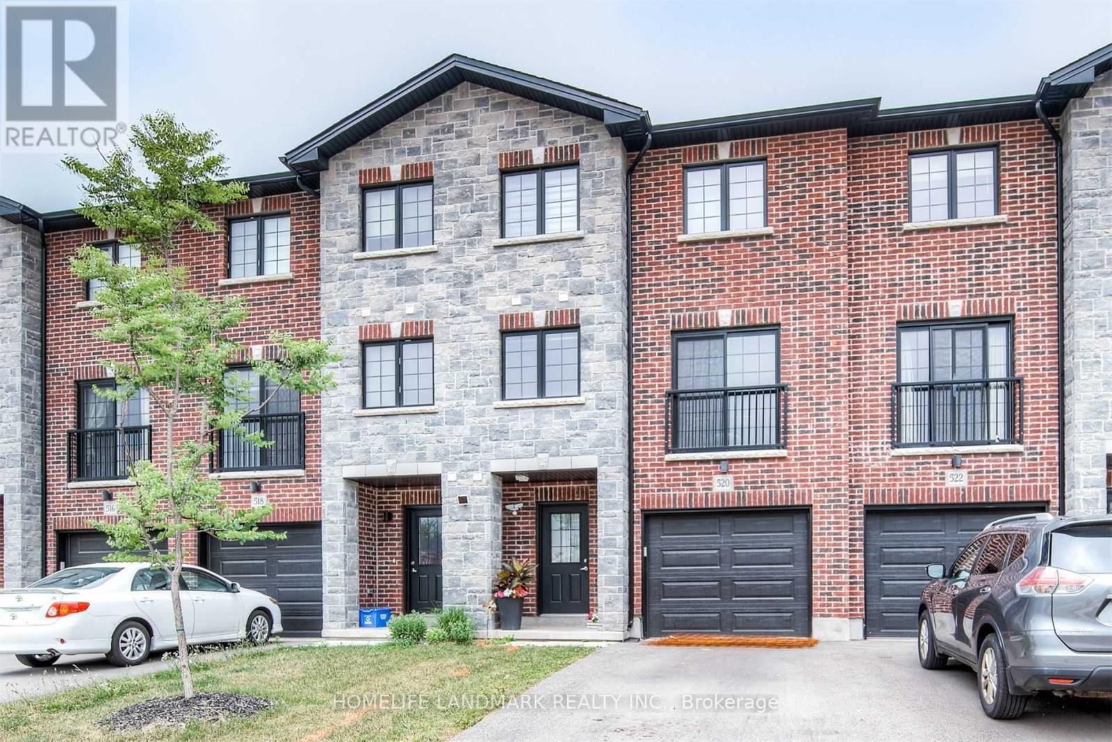 520 Wismer Street, Waterloo, Ontario  N2L 3K8 - Photo 2 - X12174917
